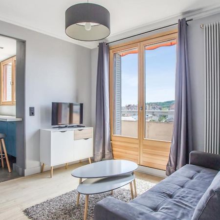 Апартаменти Modern 1Br With Terrace And A Breathtaking View In Аннесі Екстер'єр фото